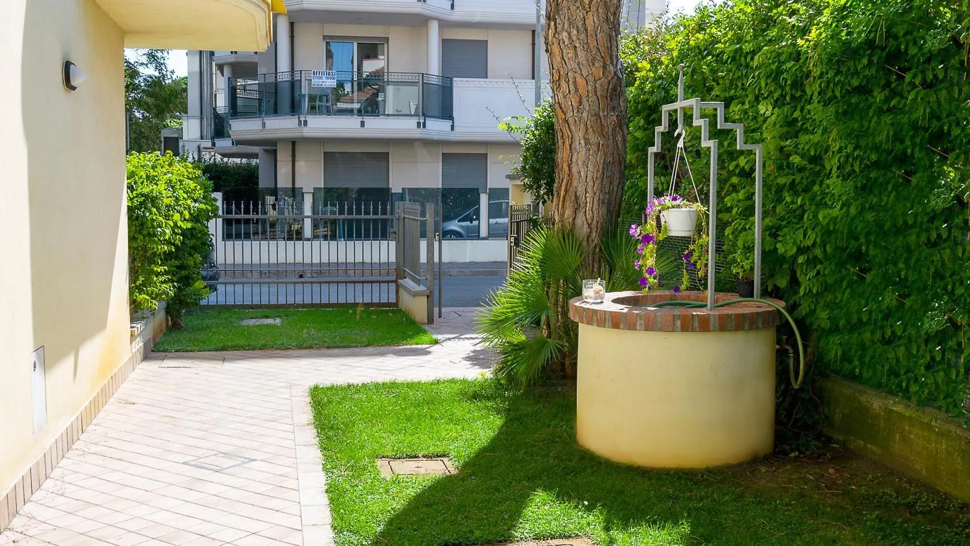 Residenza Raggio Apartment Riccione Italy