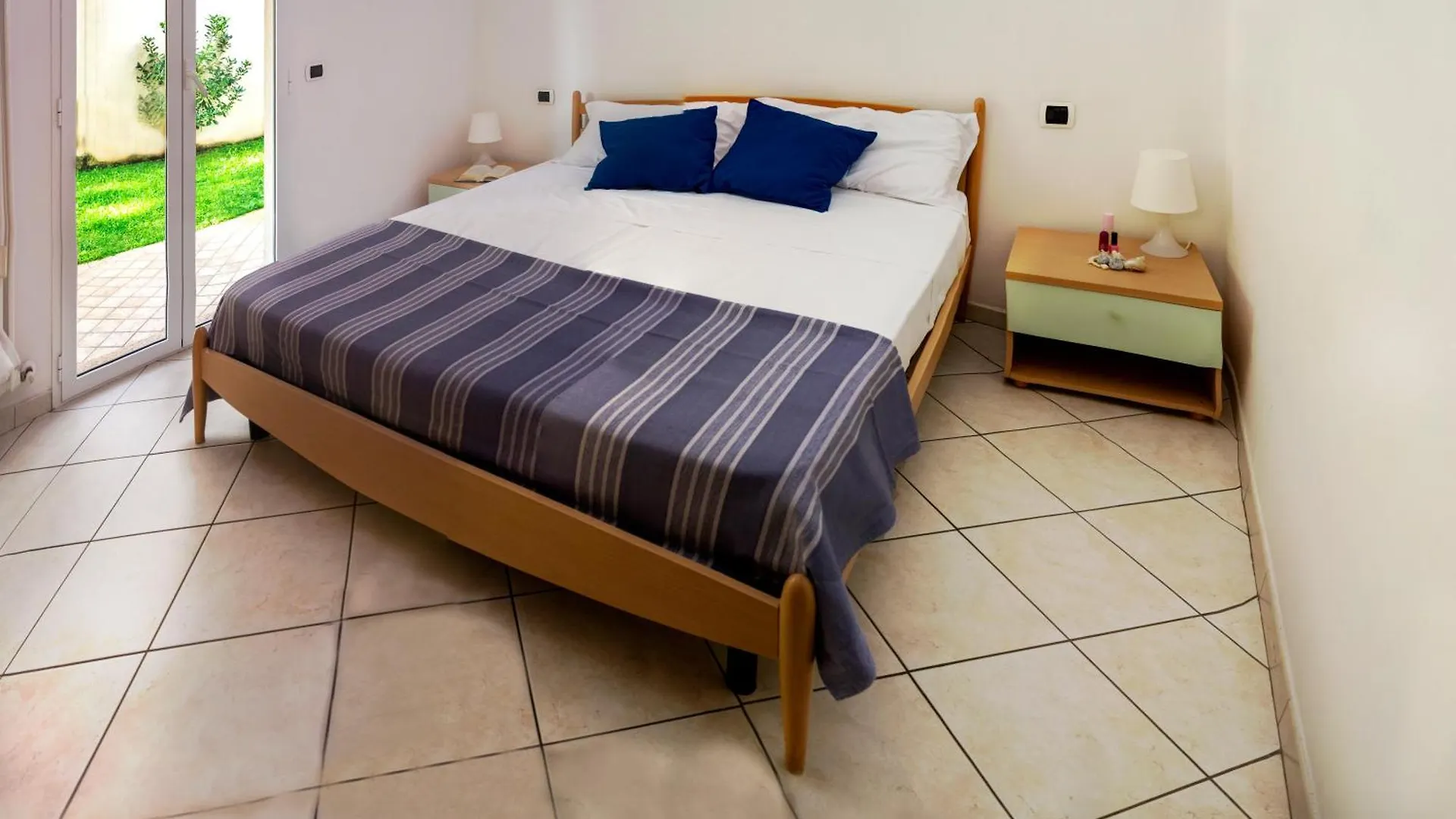 Residenza Raggio Apartment Riccione 0*,